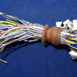 Yaesu FT-707 Original Internal Connectors Lot Used