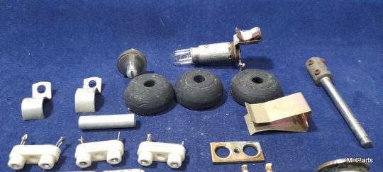 Reliant (Eldico) Receiver R-104 Original Mix Lot of Parts Used