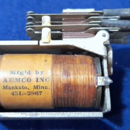 Reliant (Eldico) Transmiter T-104  AEMECO Inc. Relay 45L-2867 Used