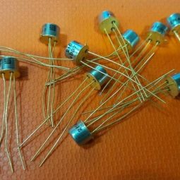 11 PCS Original Vintage SS 2N4037 NPN Bipolar Transistor NOS Gold Pin