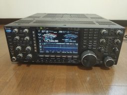 ROLLS ROYCE !! ICOM IC-7851 HF band/50MHz 200W Manual and Box Used SHIP FREE WW